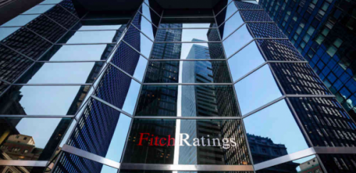 Fitch advierte por alta exposición de bancos latinos en sector público