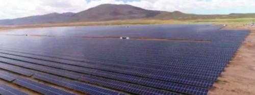 Bolivia inaugura la planta solar más alta del mundo con capacidad de producir 100MV