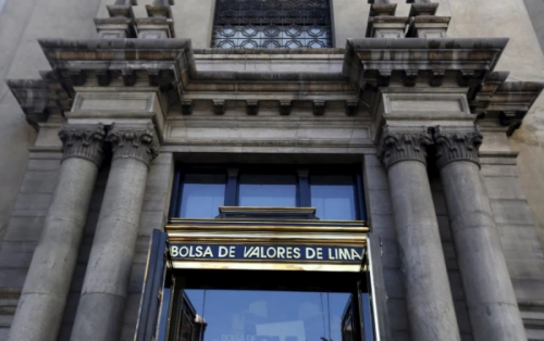 Bolsa de Lima celebra cambio de gabinete en Perú y cierra con alzas de más de 5%