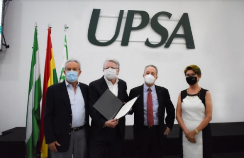 UPSA inauguró Cátedra Libre Manfredo Kempff Mercado