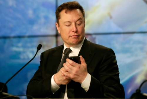 Elon Musk paraliza la compra de Twitter hasta saber más detalles sobre los perfiles falsos de la red social
