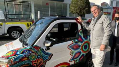 El vehículo eléctrico boliviano de 6 mil dólares que ensamblan en Iztapalapa 