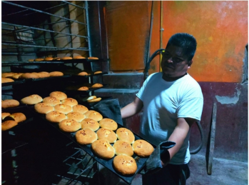 Panaderos hornearon pan con la suavidad de manteca Gordito 