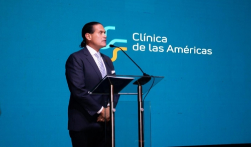 Clínica de las Américas agasaja a los médicos en su día