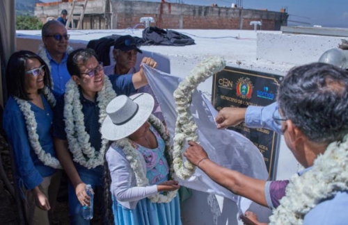 Agua SOMOS la marca de CBN y el Sindicato Agrario Taquiña entregan un tanque de agua para beneficiar a  la OTB Taquiña Norte