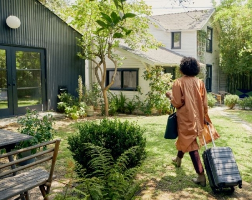 Airbnb demanda a la ciudad de Nueva York por restricciones de alquiler a corto plazo