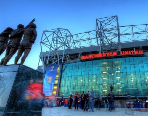 Acciones del Manchester United caen a medida que crece incertidumbre sobre venta