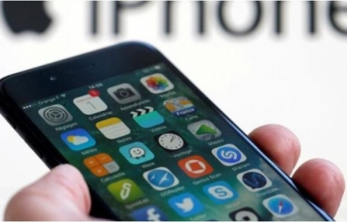 Cae capitalización de Apple tras restricciones al iPhone en China