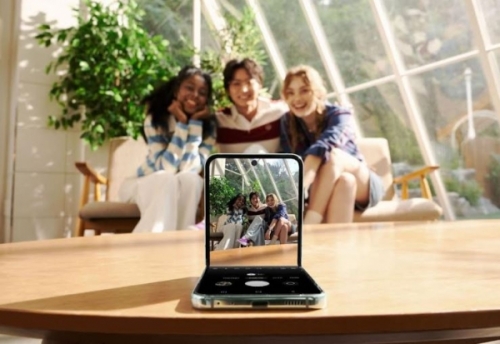 Tres actividades que son mejores, más fáciles y divertidas con el nuevo Samsung Galaxy Z Flip5
