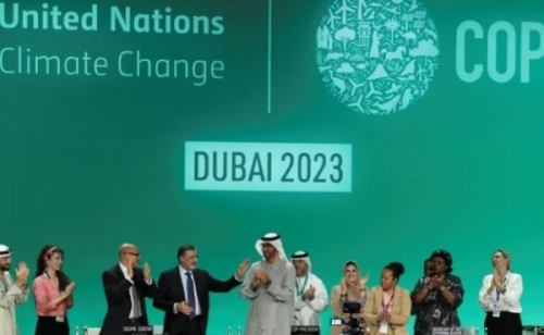Se alcanza acuerdo en la COP28: naciones se comprometen a dejar combustibles fósiles