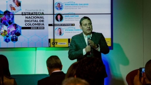 Colombia presenta Estrategia Nacional Digital teniendo a la inteligencia artificial como uno de sus ejes