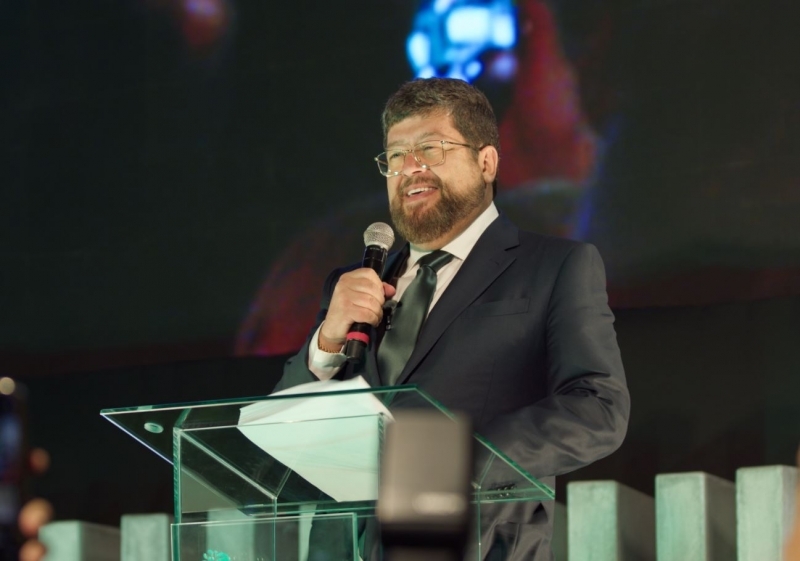 Samuel Doria Medina en la inauguración de Green Tower 