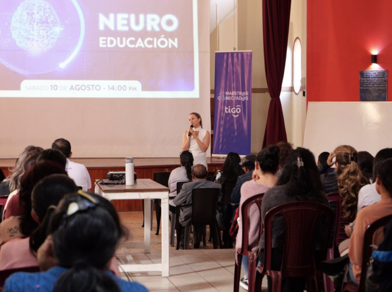 Lo más leído: Tigo capacitó a maestros en networking educativo, neurociencia e inteligencia artificial 