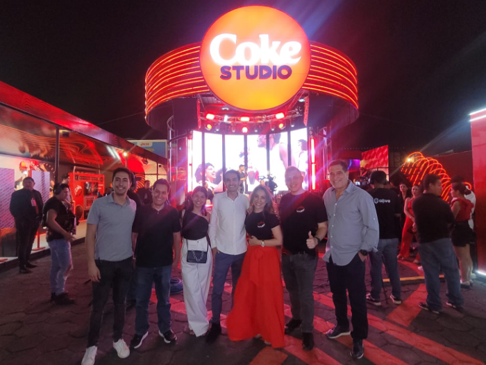 Coca-Cola marca su presencia en la Expocruz 2024 con Coke Studio