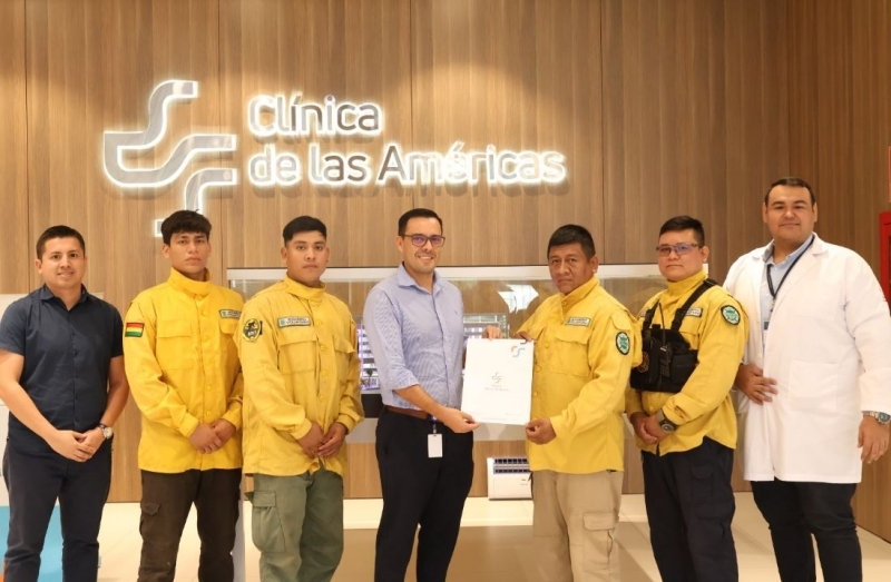 Clínica de Las Américas atiende a bomberos voluntarios  que trabajan en la emergencia de los incendios forestales 