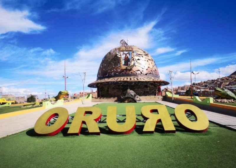 Ecofuturo festeja a Oruro con sus más de 41 mil clientes y promueve la igualdad de género