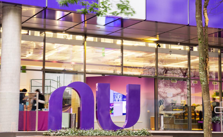 Nubank cerró último trimestre de 2024 con ingresos netos por US$ 552 millones