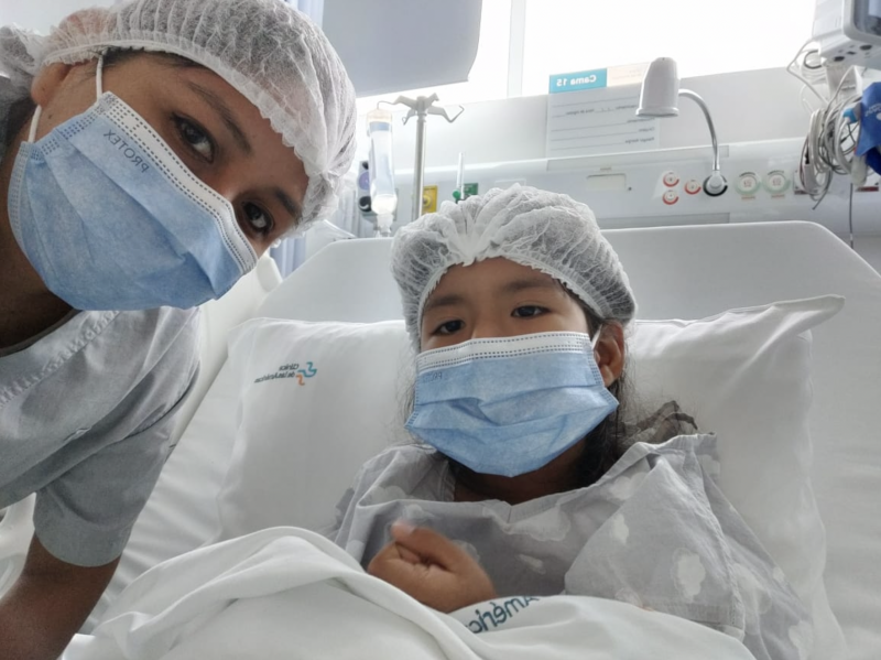 Niña de 9 años fue sometida a exitosa cirugía cerebral en la  Clínica de Las Américas