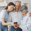 Tres claves para fortalecer el bienestar financiero de los adultos mayores