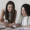 Tres claves para que más mujeres den el primer paso en las inversiones