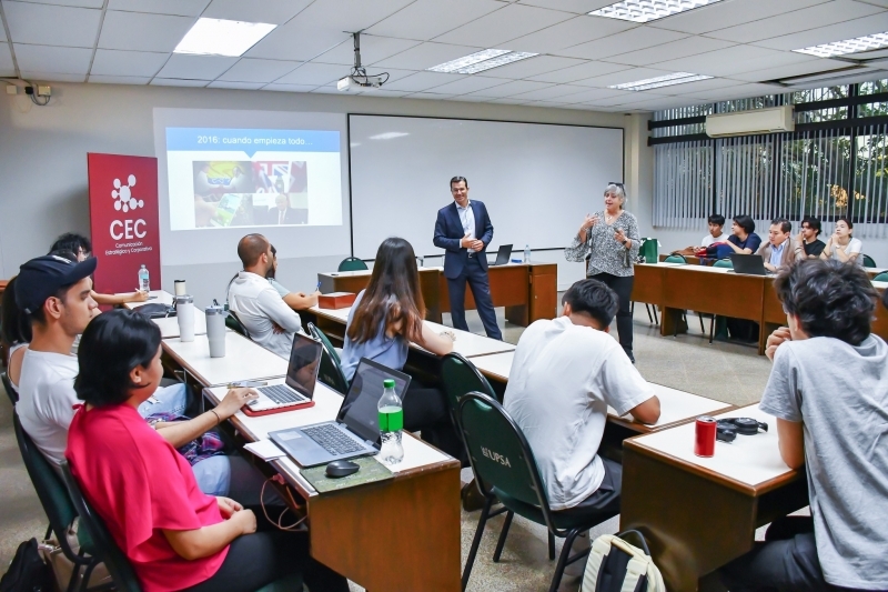 Expertos internacionales dieron una conferencia sobre desinformación en tiempos electorales