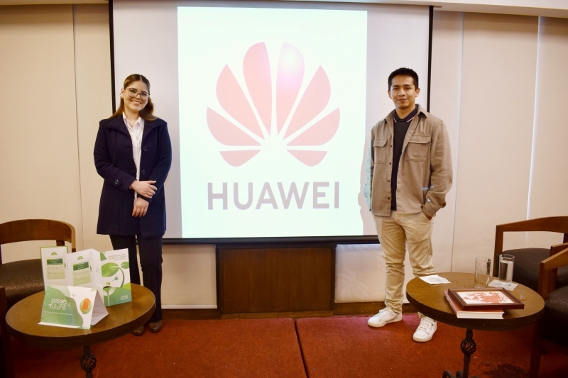 Regresan de China los embajadores de Semillas para el Futuro