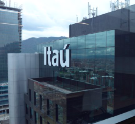 Itaú y Amazon Web Services crean alianza para acelerar la transformación digital