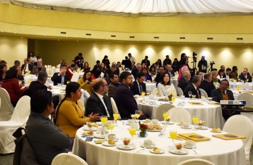 Bolivia inaugura diálogo sobre la Cumbre UE-CELCAC  en desayuno informativo con amplia pluralidad de actores
