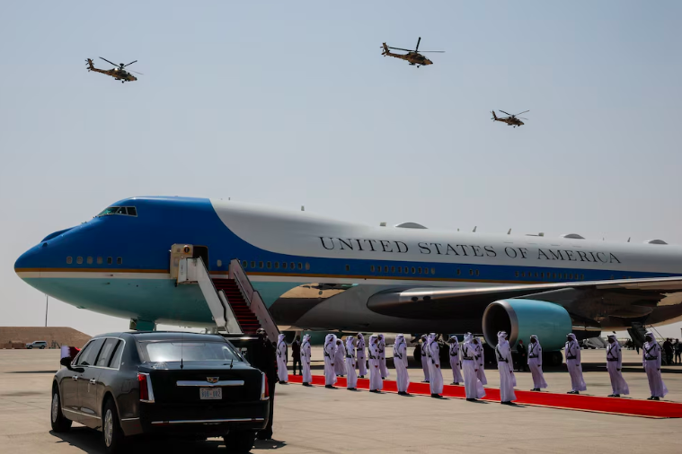 La historia detrás de la búsqueda de Donald Trump para reemplazar al Air Force One