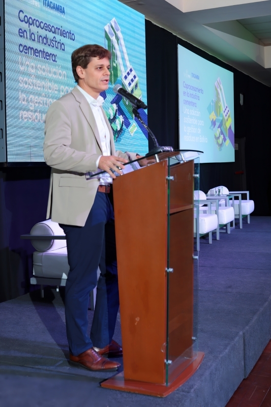 Itacamba socializa su proyecto para convertir residuos en energías
