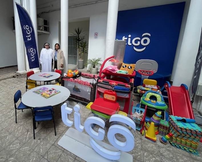 Tigo entrega material didáctico al Hogar Tata San Juan de Dios