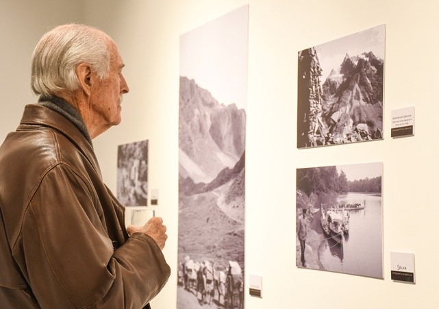 CAF rinde homenaje a Fawcett con un libro y presenta exposición fotográfica 