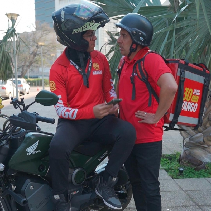 Un dÃa sobre dos ruedas, Oliver Montoya prueba el lado humano del delivery Un dÃa sobre dos ruedas, Oliver Montoya prueba el lado humano del delivery