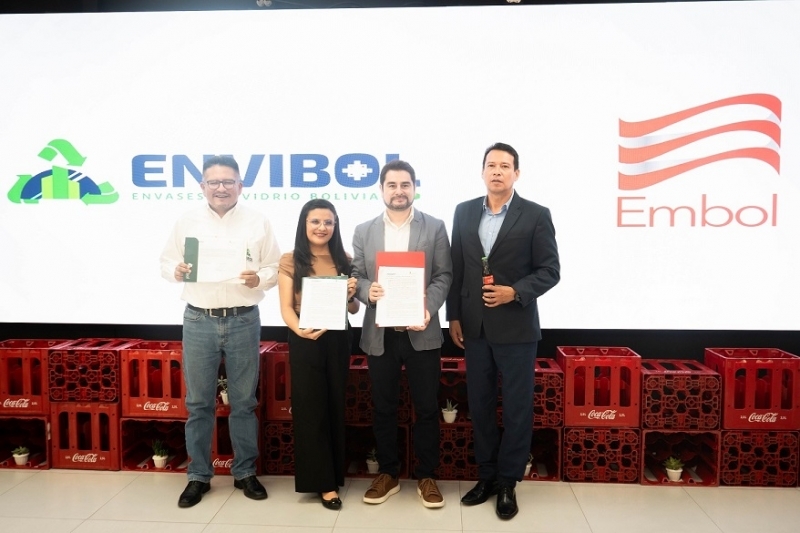 Envibol y Embol formalizan la provisión de más de 4 millones de botellas Envibol y Embol formalizan la provisión de más de 4 millones de botellas