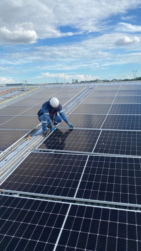 Inchcape supera los 1.500 paneles solares en la región acelerando la carbono neutralidad